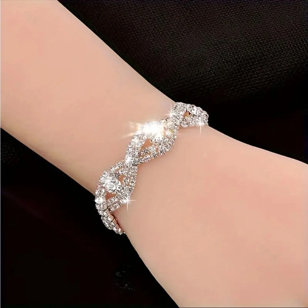 New Rhinestone Diamond Silver Glam Sparkly Bling Bracelet Adjustable Length - Picture 5 of 7